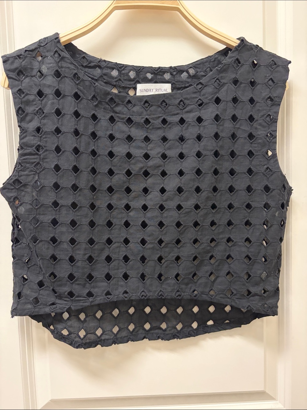Sunday Ritual Olga Eyelet Top - Picture 4 of 7
